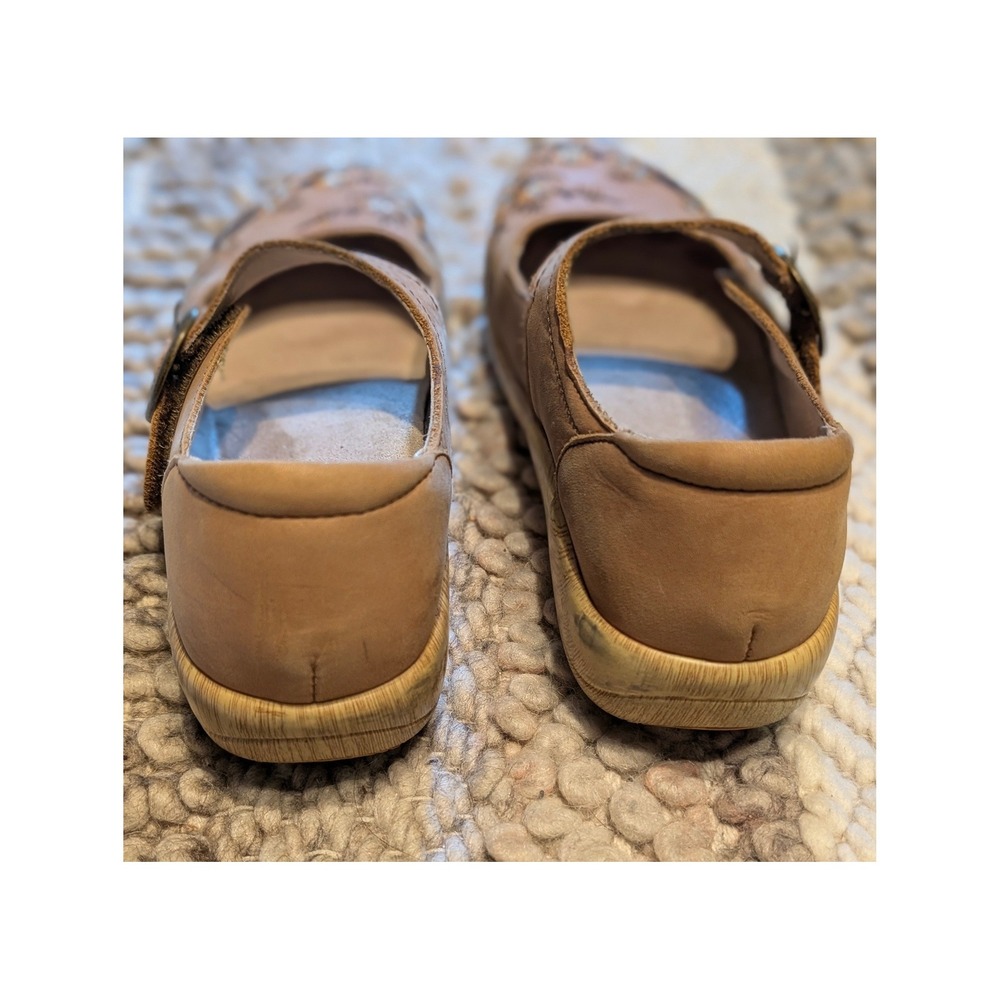 Alegria Kourtney Tan Leather Floral Embroidered Mary Jane Clogs Size 37 6.5 - Picture 4 of 9